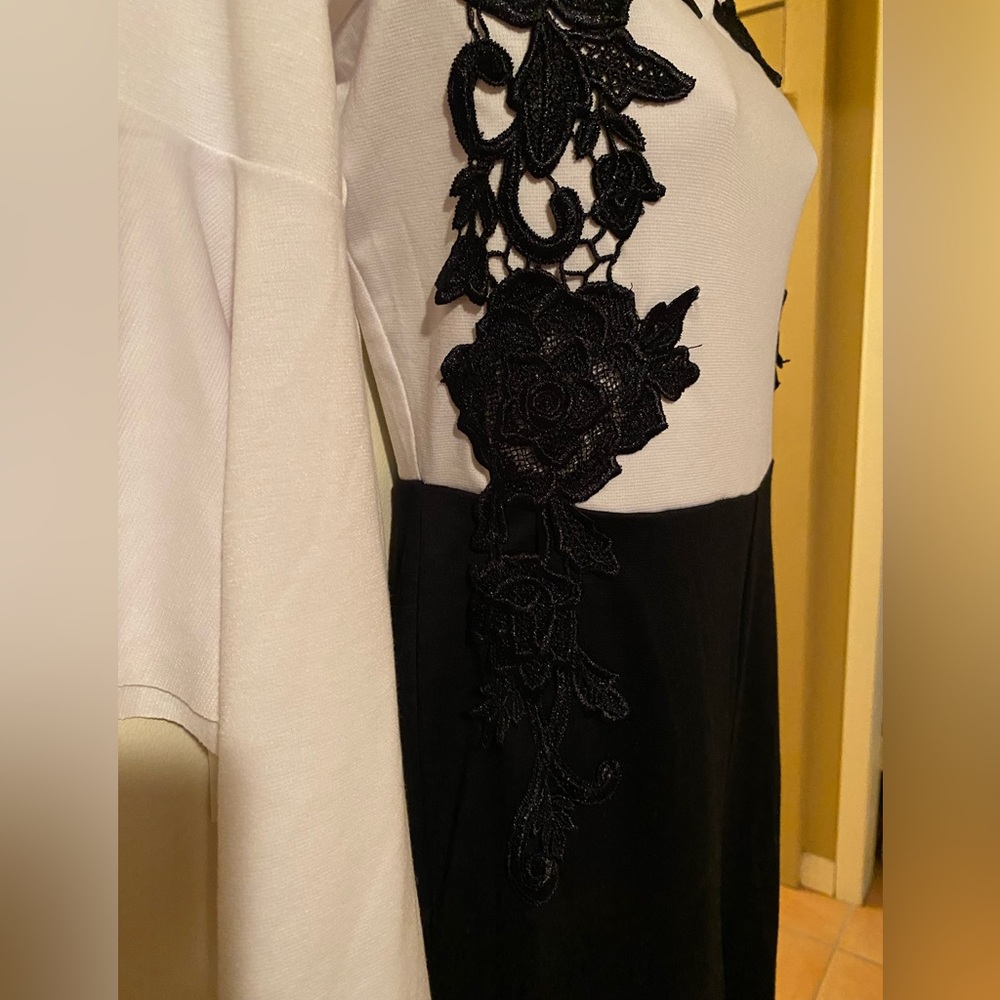 Venus, Embroidered Jumpsuit, Medium - Picture 7 of 10